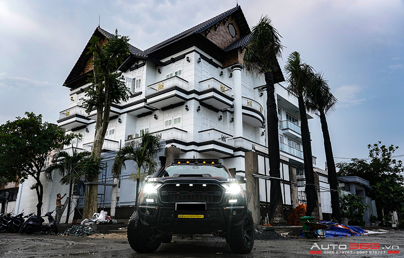 Ranger Wildtrak nâng cấp gói đồ chơi cơ bản tại Auto365 cho "chiến binh"
